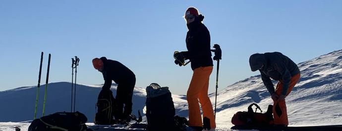 Bli med Svalbardguidene på tur på Norefjell