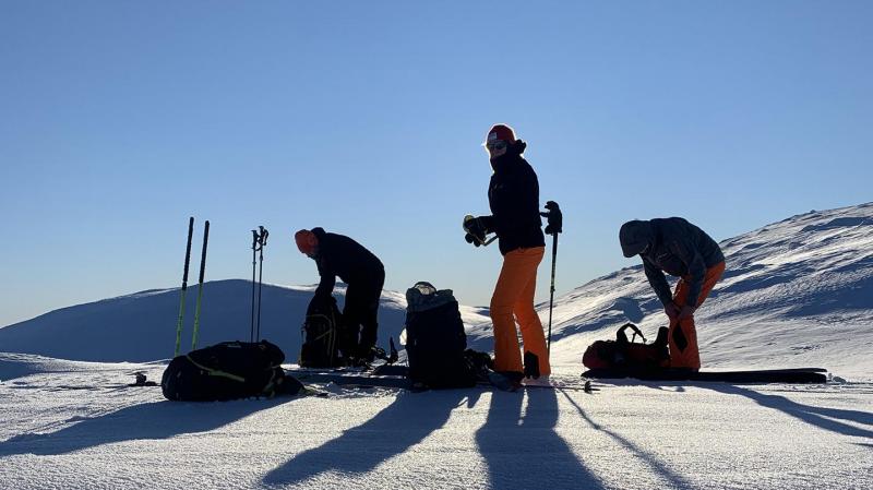 Bli med Svalbardguidene på tur på Norefjell