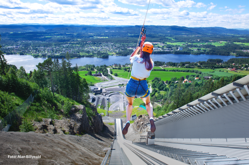 Zipline i Vikersundbakken
